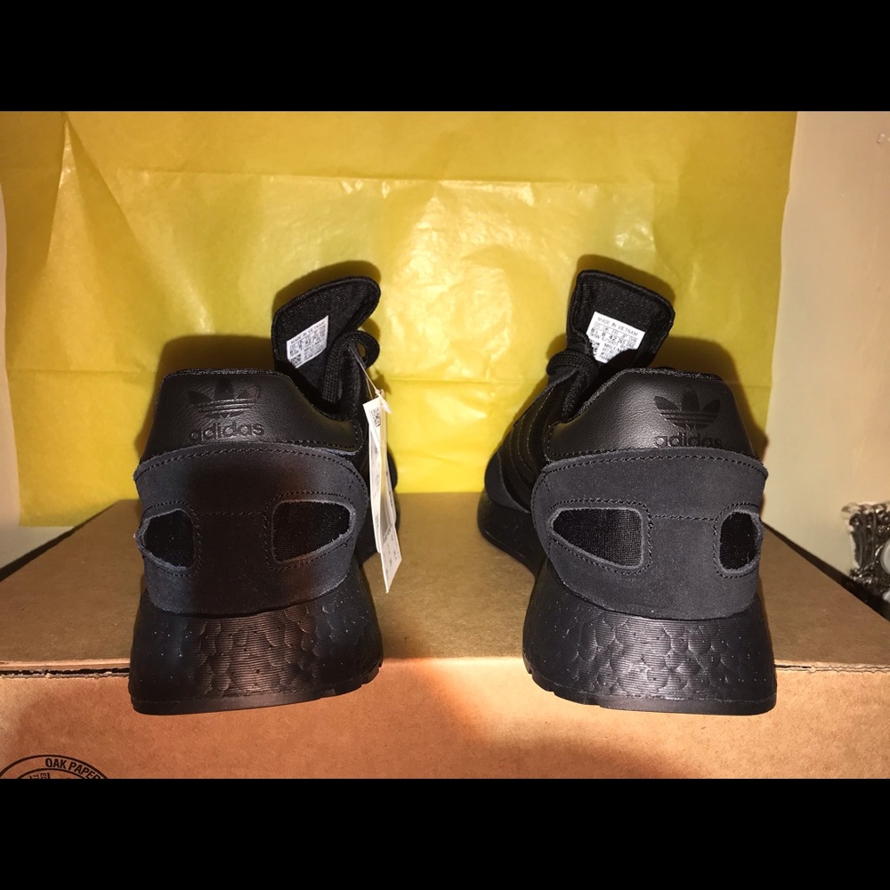 Adidas Men Black I-5923 - Picture 4 of 6
